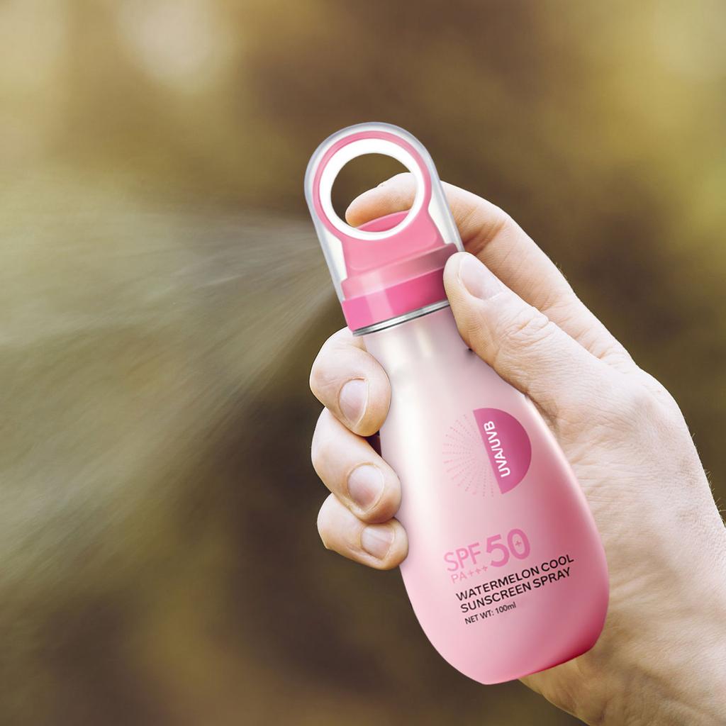 Wassermelonen-Sonnenspray mit hohem UV-Schutz, kleiner Öffnung, wasserfest, schweißresistent, erfrischend und ölkontrollierend 100ml