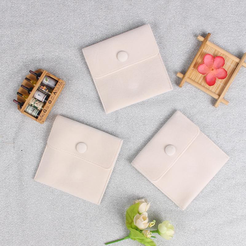 10pcs/Lot Jewellery Pouch Packaging Bag Soft Velvet Gift Bracelet Necklace Earrings Rings Storage Button Velvet Bag KTY