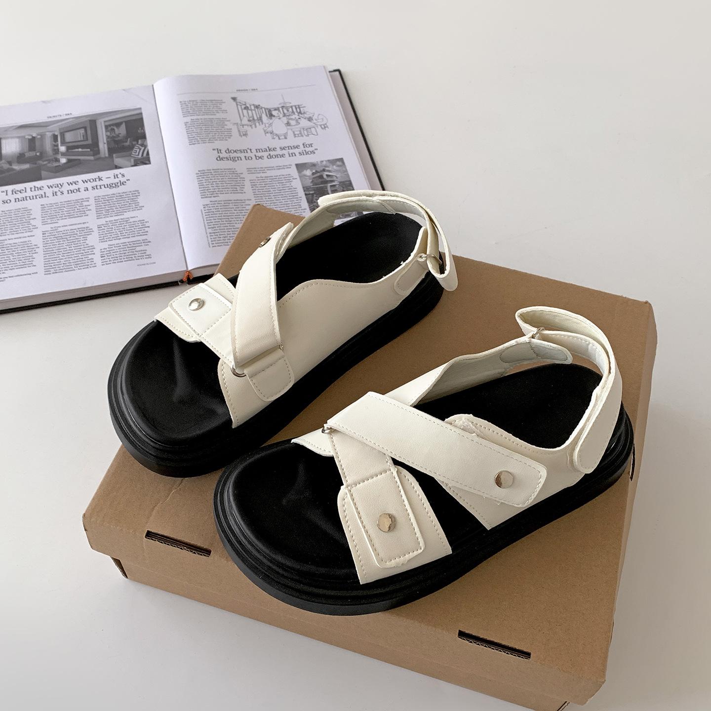 

Черные ретро премиум сандалии на толстой подошве с увеличением роста женские 2025 новая летняя универсальная нескользящая римская обувь 40 бежевый