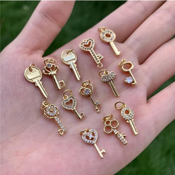BD-L392 Amazing Gold Plated Charms Pendant Cz Micro Paved Pendant Key Shaped Pendant Charm for Necklace Makingaking