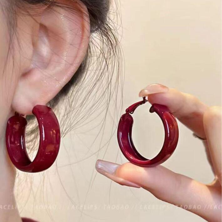 Bold Metal Circle Stud Earrings for Women – Statement Ear Cuff Hoop Jewelry