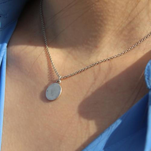 Rush Off [Rushoff] Vintage Medal Silver Necklace (925 Sterling Silver Plated)
