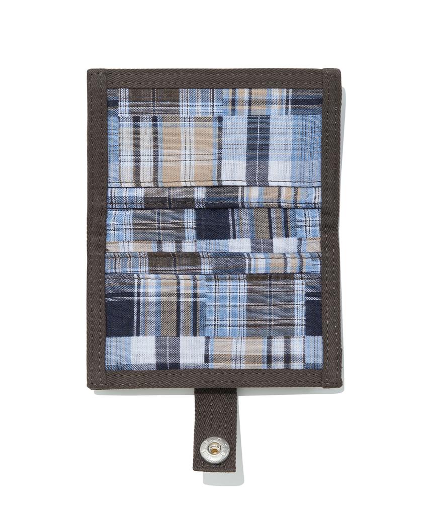 The Coldest Moment Tcm Check Button Card Wallet (Brown)