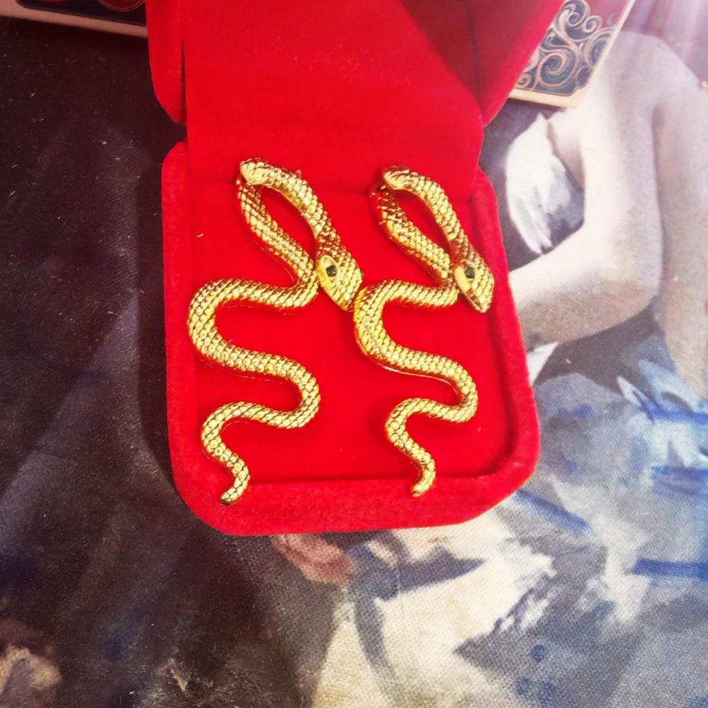 Niche Design Diamond-Studded Multicolor Snake Earrings with Detachable Styles