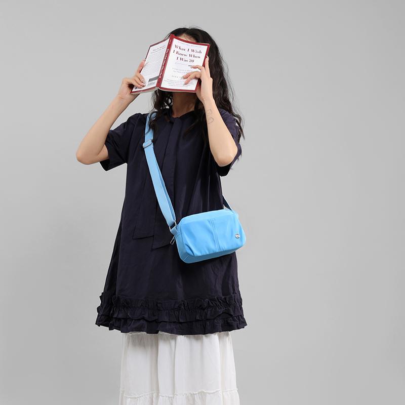 Damen Leichte Schulter Umhängetasche Student Einfarbig Kleine Quadratische Tasche