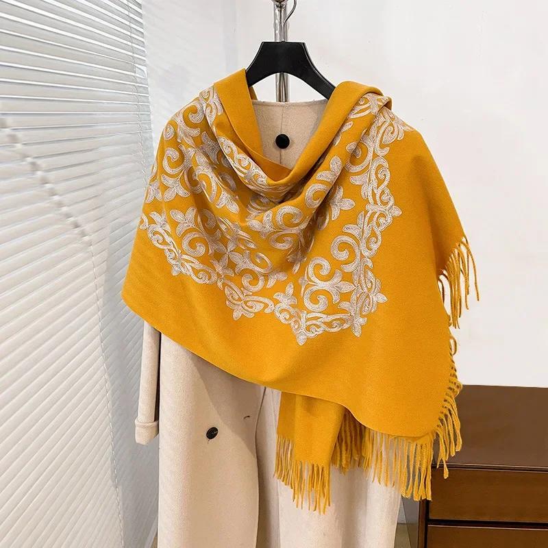 2025 Autumn/Winter New Artistic Vintage Ethnic Style Faux Sheepskin Embroidered Women s Scarf Fashionable Warm Versatile