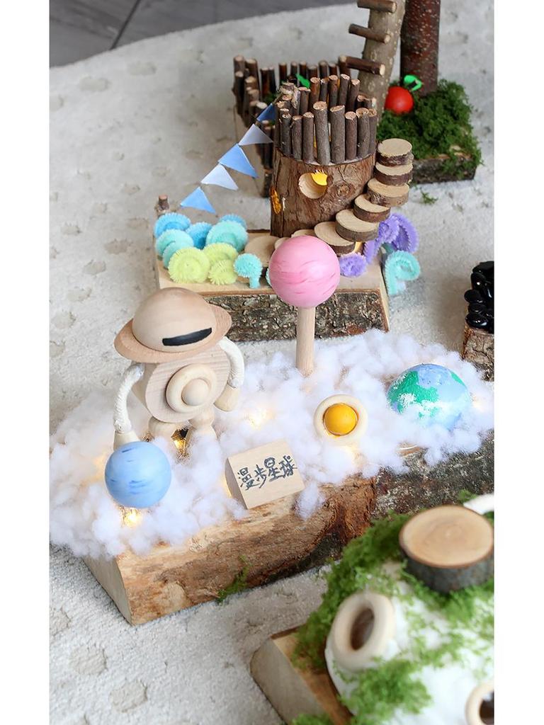 Eco-Friendly Kindergarten Art Supplies: Natural Twigs & Wood Chips for DIY Treehouse Projects