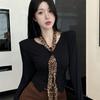 Women's Spicy Leopard Print Slim Fit Long Sleeve T-shirt - Trendy Retro Autumn/Winter Fashion