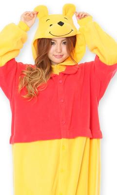 SAZAC Fleece Kigurumi Medvídek Pú