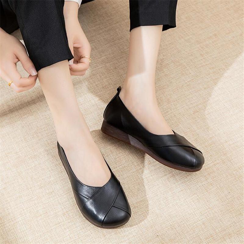 Fashion 2024 Woman Casual Round Toe Low Heeled Shoes Genuine Leather Flats Female Shoes Elegant Ballerina Soft Soled Flat Shoes