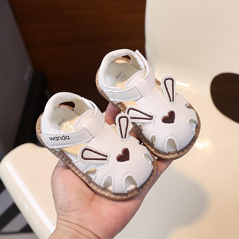 Summer princess-style hollow closed-toe baby walking shoes, fashionable bunny ear soft-soled beach sandals for girls, children s sandals. 16 белый
