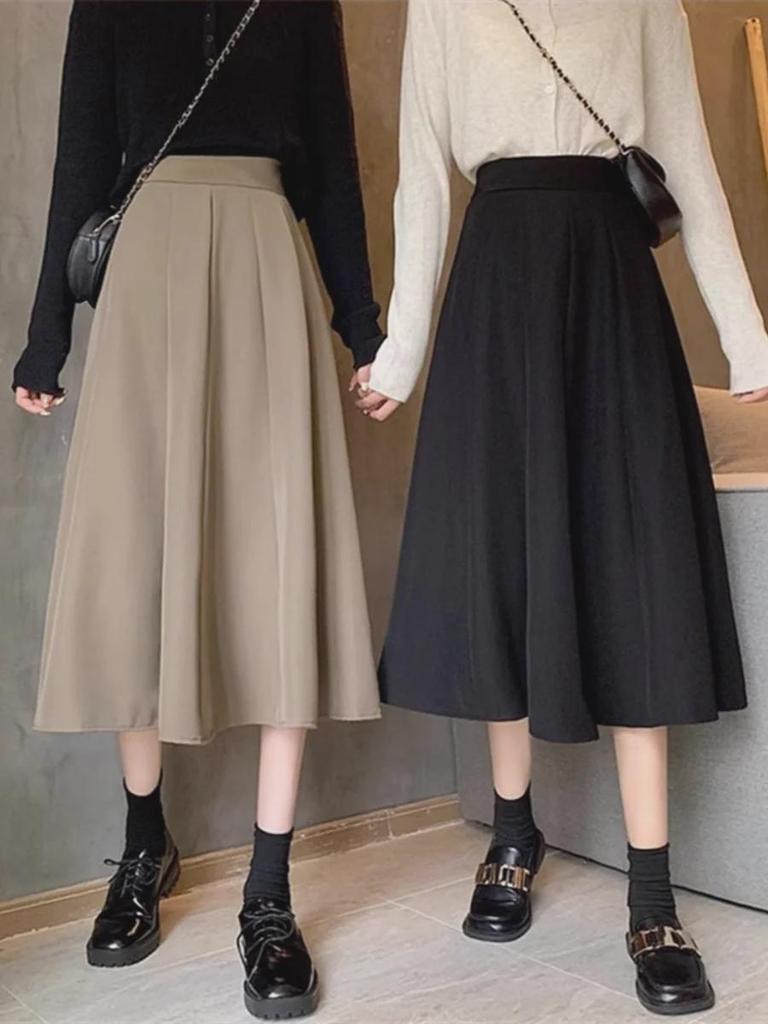 Women's Black High-Waist A-Line Skirt - Spring/Autumn 2024 - Small Size, Medium Length, Big Swing Style.