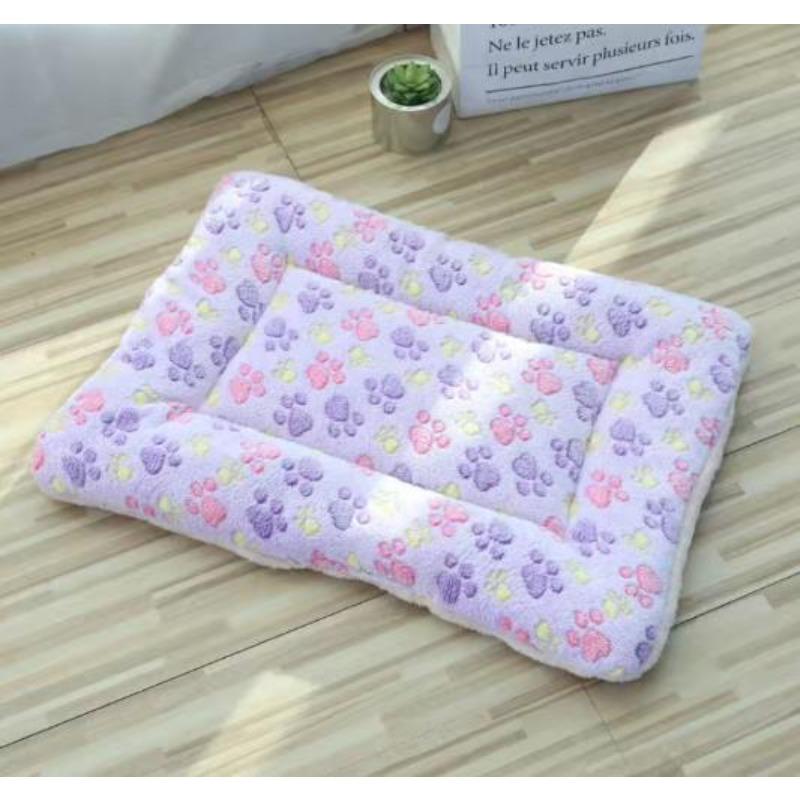 

Blanket Cat Kitty Nesting Pad Heat Insulating Mat Sleeping Pad Plush Dog Nest Cotton Cat Nest Cute Pet Bed Pad Cats Soft Cartoon