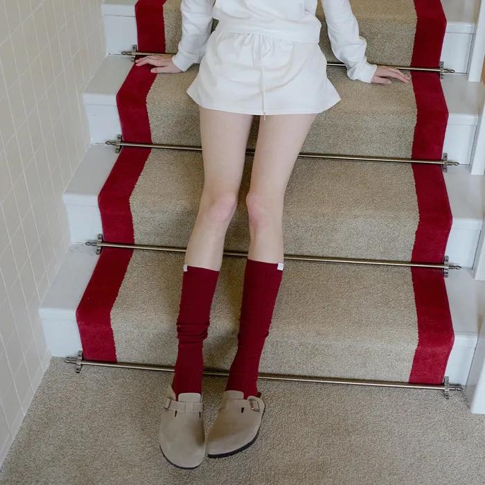 Letters Soft Knee-High Socks (Burgundy)