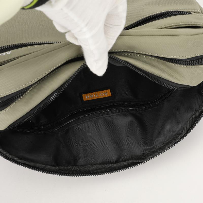 Men's Shoulder Bag Lightweight Outdoor Crossbody Bag