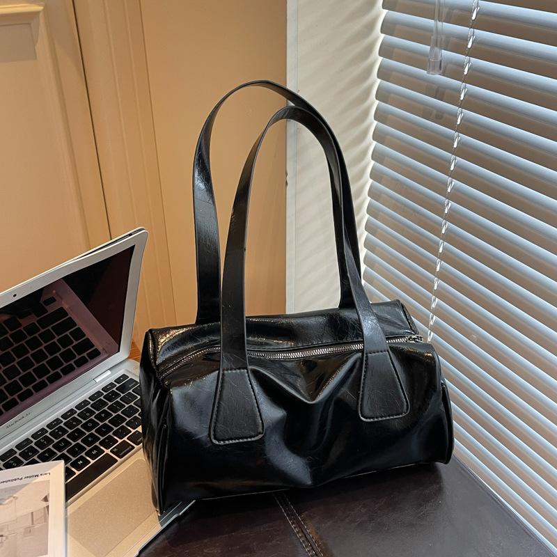 

Bags Women s Autumn and Winter Retro Underarm Bags Versatile Commuter Casual Handheld Shoulder Bags чёрный