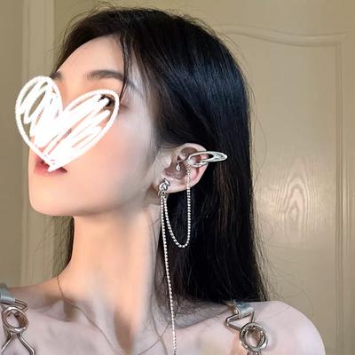 Elf Ear Fringed Earrings New Trendy Earrings Women's Summer Light Luxury High-end Earbone Clip Asymmetrical Stud Earrings