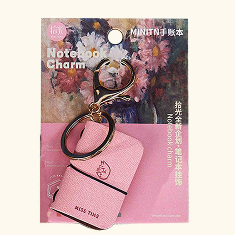 PU Nyckelring Mjukt Läder Mini Bärbar Dagbok Ryggsäcksberlock Anteckningsbok Litterär Stil Förvaringstillbehör
