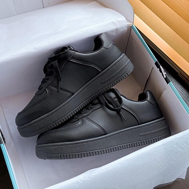 

Fashion wear-resistant foreign trade little white shoes women s autumn 2025 new light and breathable casual versatile sports shoes versatile shoes 44 чёрный