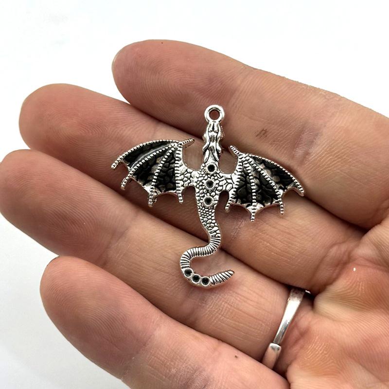 Retro Drip Oil Flying Dragon Pendant - Exaggerated Dark Alloy Ornament in Hip Hop Punk Style