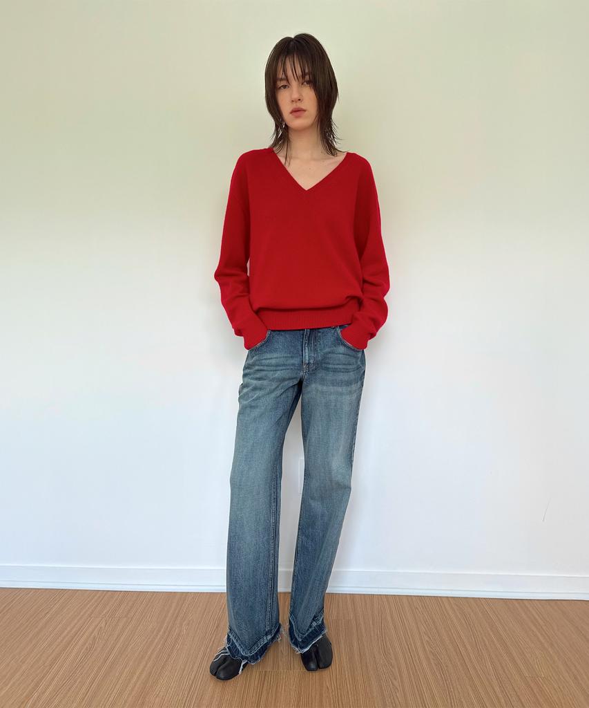 DIAGONAL V Neck Basic Knit (Red)