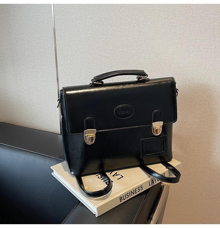 

Рюкзак женский большой вместимости новый повседневный ретро портативный студенческий школьный рюкзак премиум класса для путешествий чёрный