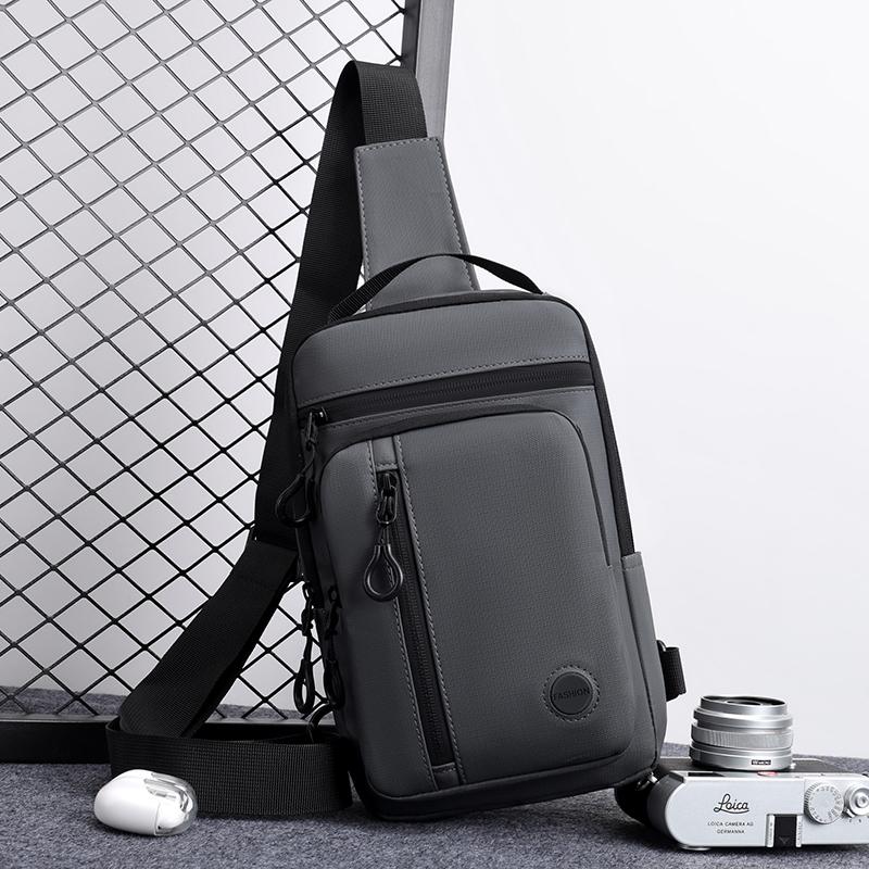 Men's Chest Bag Multifunctional Lightweight Large Capacity Commuting Nylon Outdoor Crossbody Bag