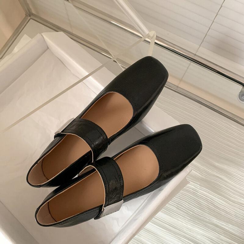 

Four Seasons Women s Fashion Single Shoes Square Head Non-slip Cow Reinforcement Sole Middle Heel Comfortable Fashion Large Size Shoes New Leather Si 40 чёрный