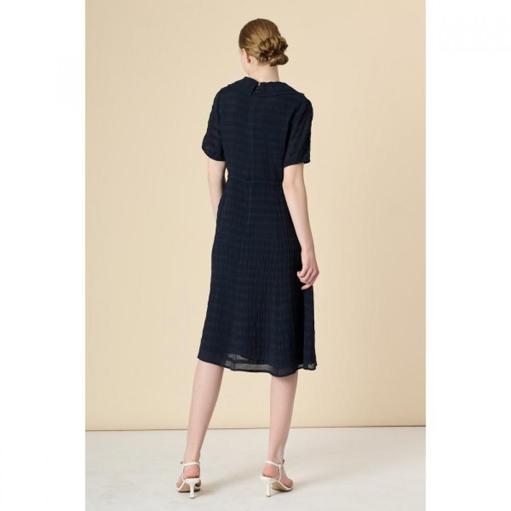 Bcbg Drawstring Dress With Shirt Collar B3m4o622
