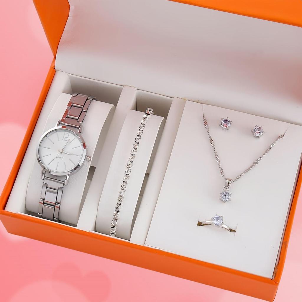 Women's Trendy Stainless Steel Quartz Watch & Bracelet Set