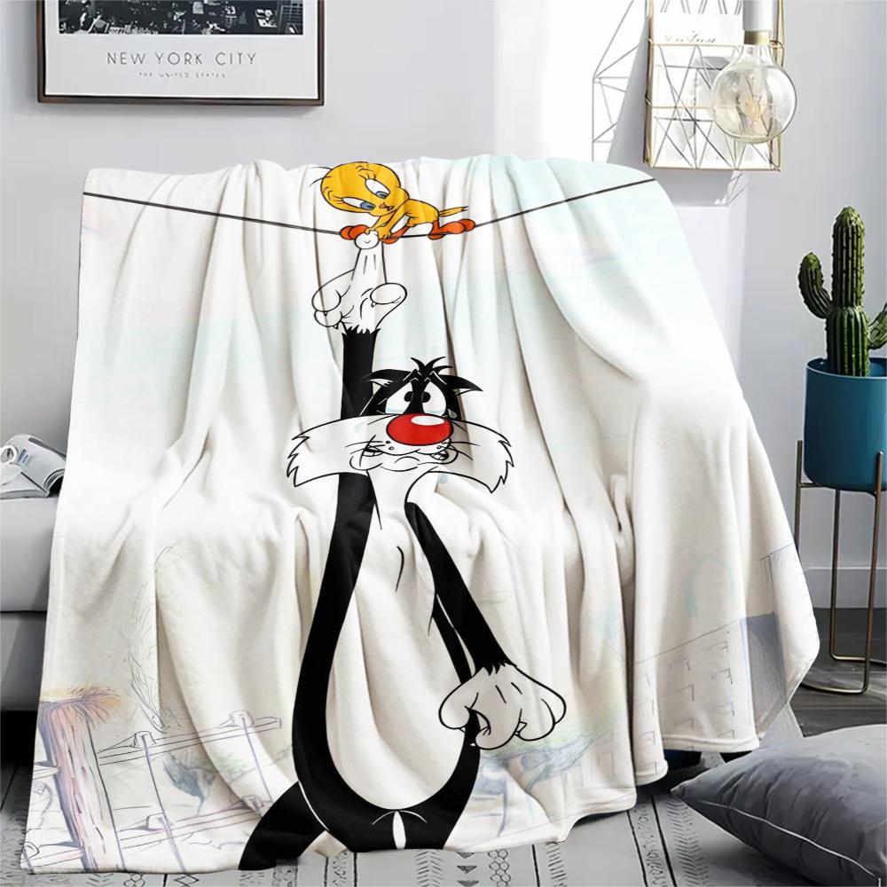 1PC Sylvester the Cat Print Flannel Blanket, High Quality Comfortable for All Seasons, Home Decor, Warmth and Comfort, Perfect for Christmas Gifts
