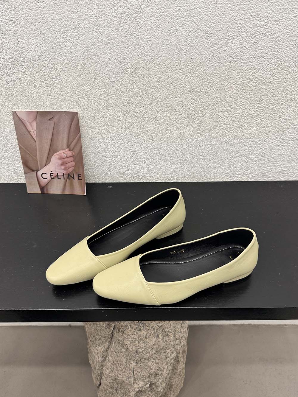 

мода Модные женские туфли-лоферы 2024 Новые поступления Однотонные черные коричневые зеленые бежевые туфли на низком каблуке без застежки женские 35-39 5.5 зелёный