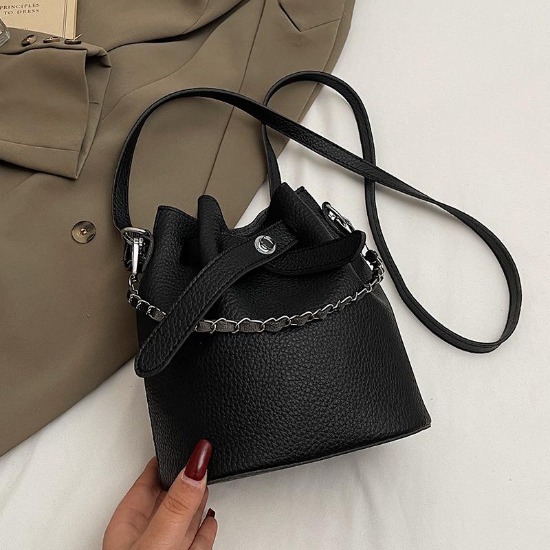 Trendy New Products, High-quality Lychee Pattern Portable Bucket Bag, Women's Commute To Work, Simple Style Versatile Messenger Child and Mother Bag