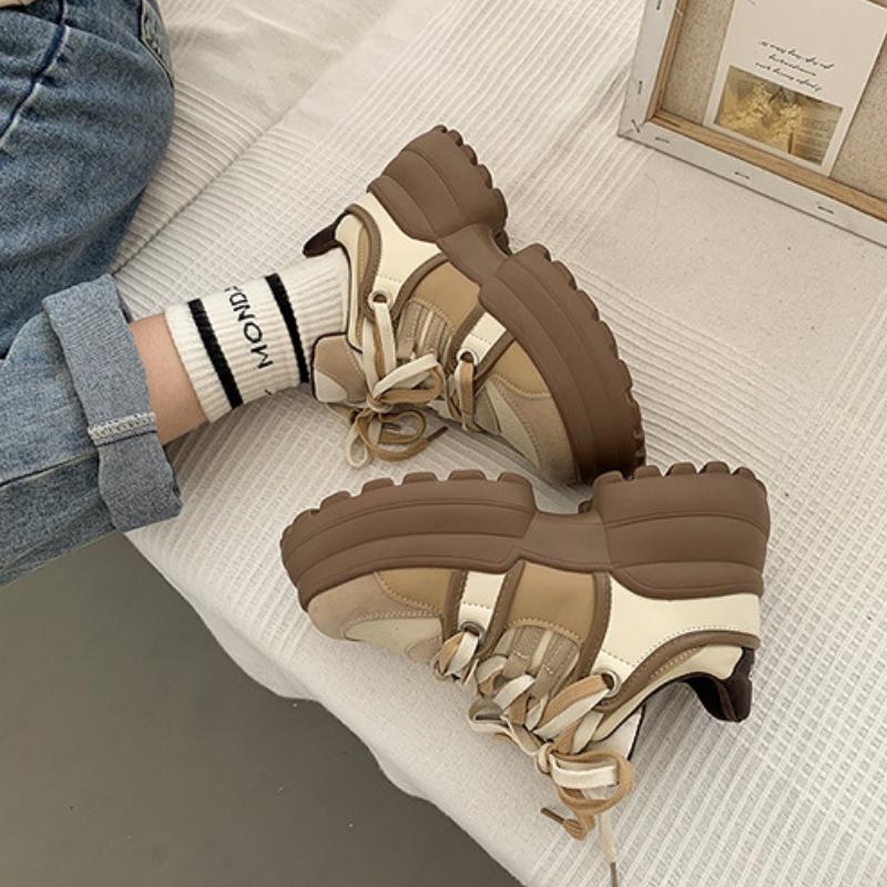 Популярная спортивная обувь весна-осень 2024 года — фото 4