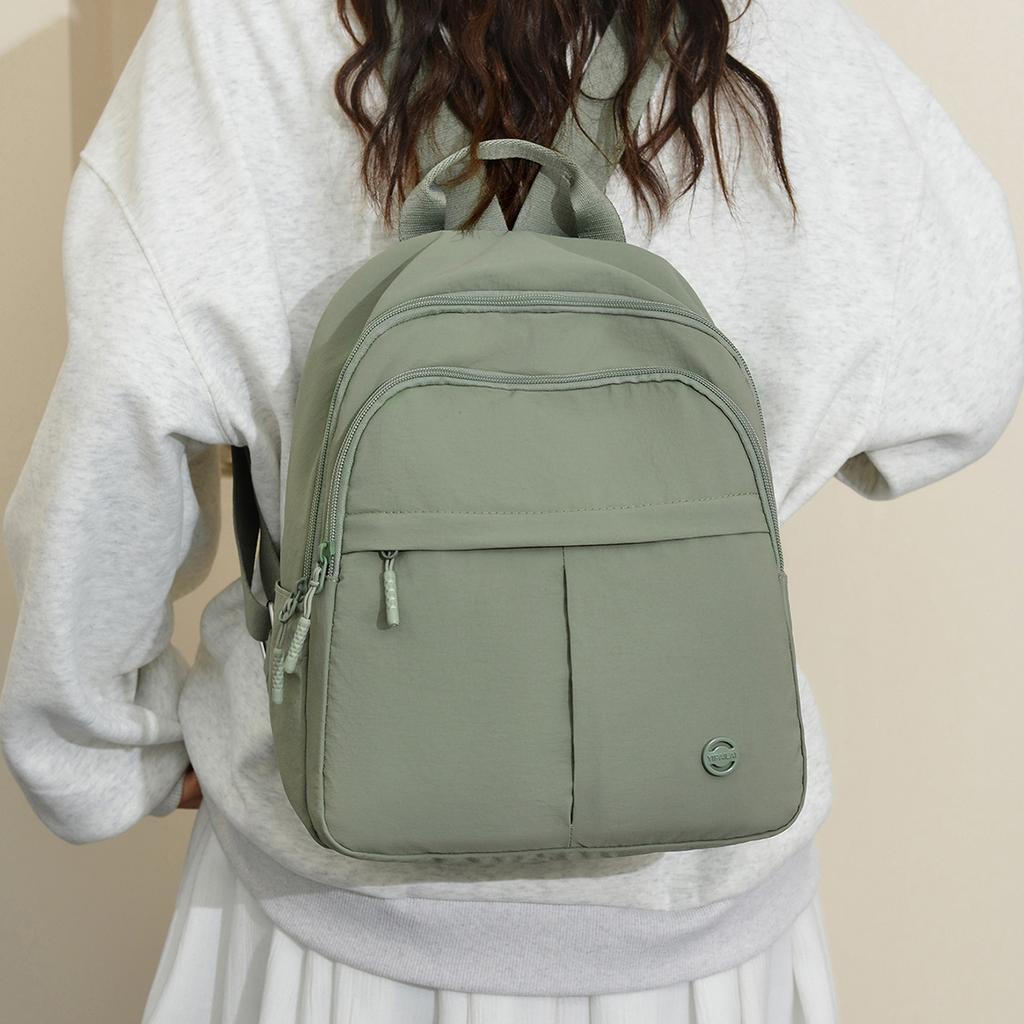 Lightweight Backpack New Style Women's Minimalist Large Capacity School Bag Travel Multifunctional Small Backpack