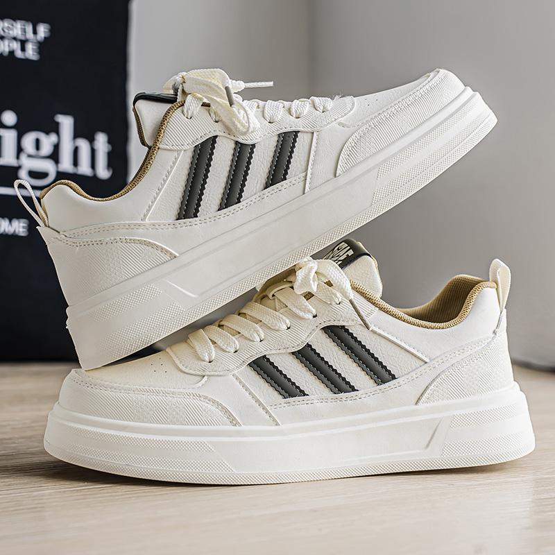 Men 's Casual Four Seasons Fashion Skateboarding Students Comfortable Sneakers Boys Trending Soft Sole Breathable Shoes