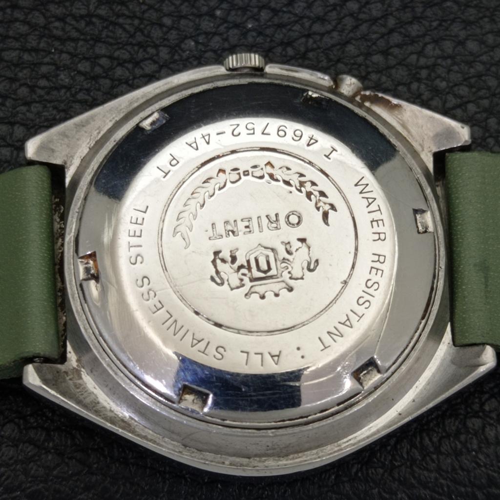 VINTAGE ORIENT AUTOMATIC 46941 JAPAN MENS GREEN COLOR DIAL WATCH A700626-5 R204-a700626