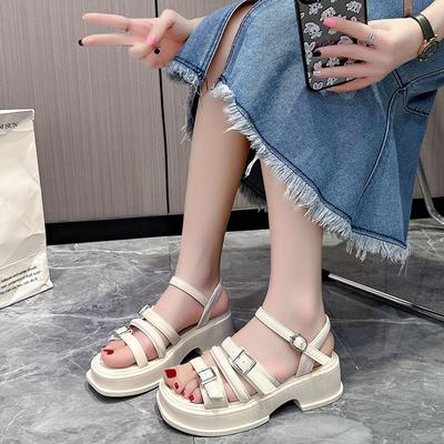 Sandales d'été nouvelles à semelles épaisses rehaussantes à bout ouvert à semelles plates