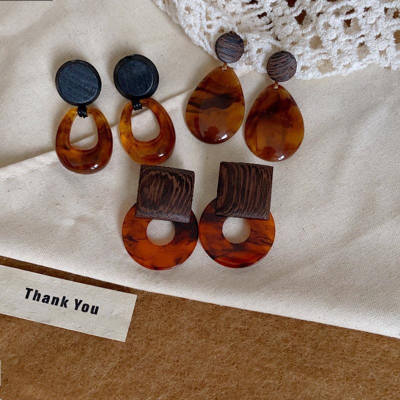 Caramel Color Smudged Disc Resin Earrings Women's Retro Light Luxury Exaggerated Personality Unique Exquisite Earrings Earrings