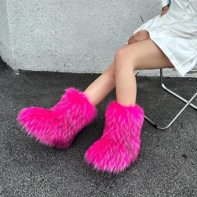 Fashion New Winter Fur Onepiece Raccoon Fur Female Snow Boots Fur Shoes Outdoor Mid Leg Boots