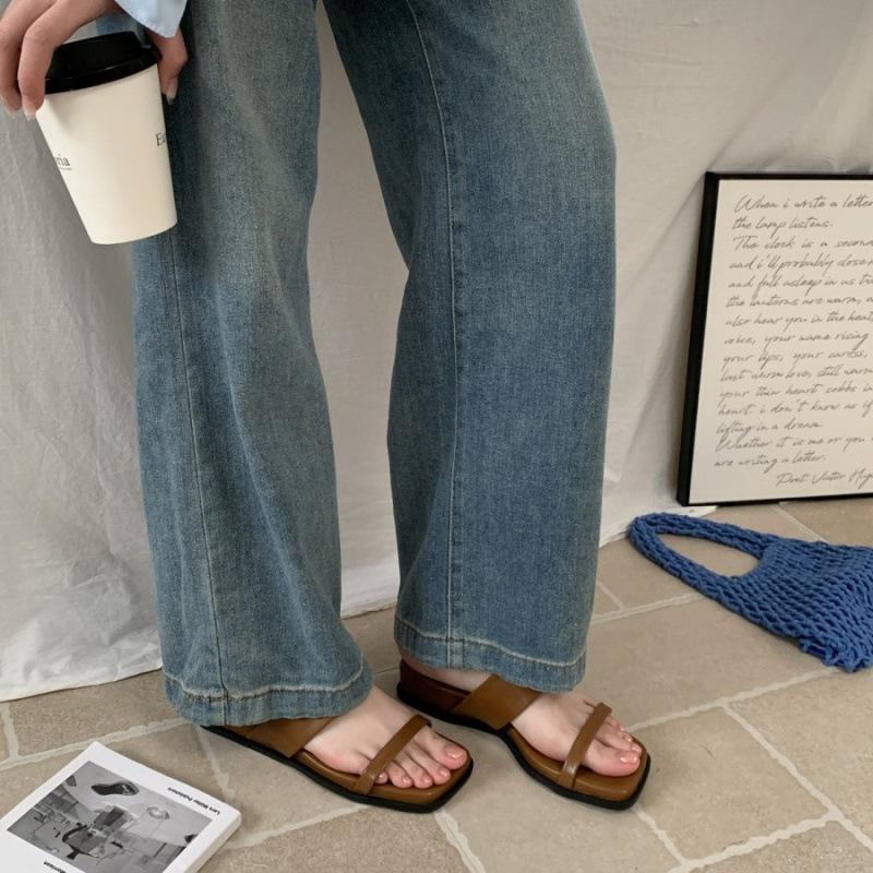 2025 summer new square head open-toed cowhide thick heel retro versatile high-heeled slippers women's versatile one-word drag outside