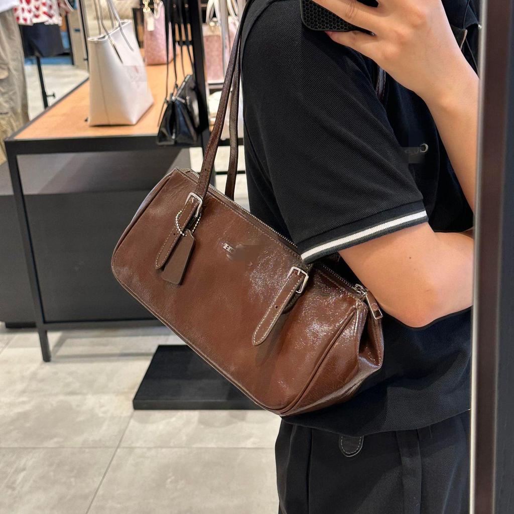 Trener Asher 2025 Torba Bagietka Bowlingowa ze Skóry Vintage - Wykończenie Olej i Ocet, Torebka Jednoramienna