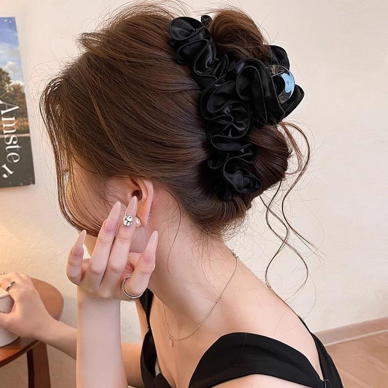 High-End Satin Pleated Clip Female High-End Shark Clip Hairpin Back Of The Head Hairpin Hair Accessories