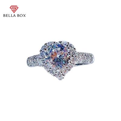 Luxuriöser kreativer Zirkonring für charmante Dame Herzform 7 mm Zirkon Verlobungsschmuck