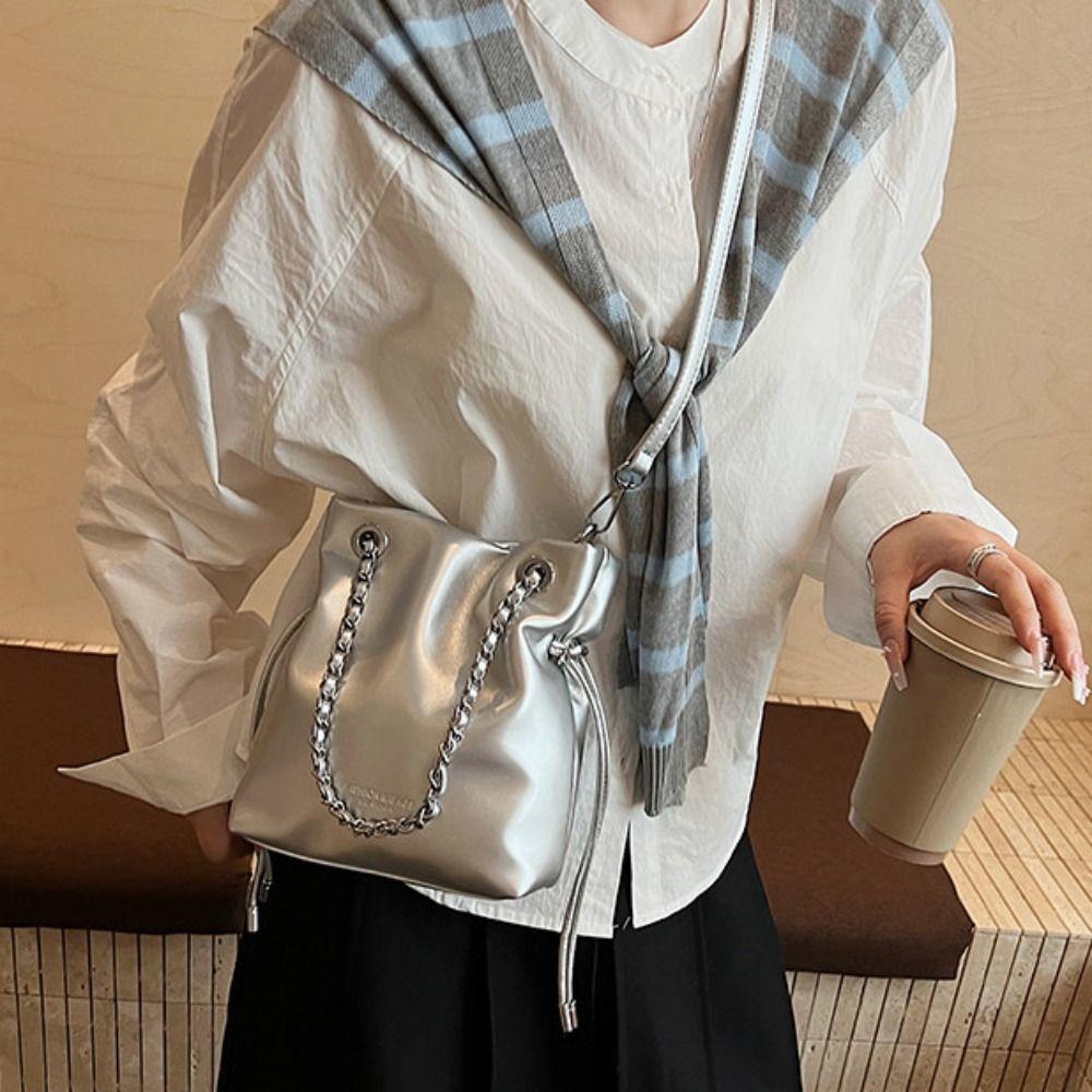 Korean Style Chains Handle Bucket Bags Crossbody Bag Purse PU Crossbody Bag Wallet Bags Large Capacity Drawstring Bucket Bag