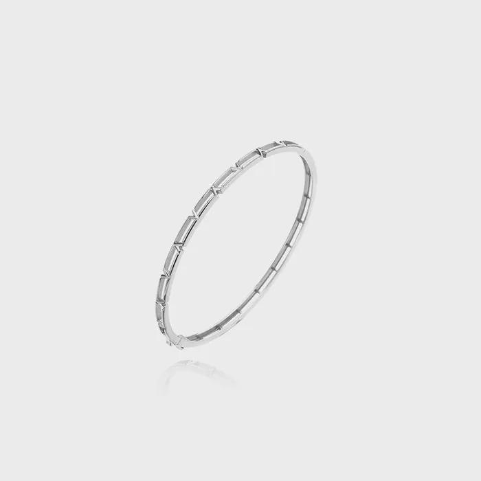 14K White Gold Show Love Infinity Bangle (M) Bracelet TBJK4W00300M-M