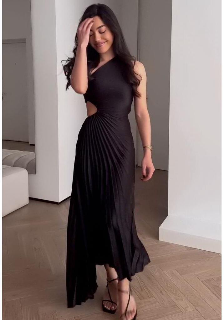 2025 Summer European-American Women's Off-Shoulder Pleated Solid Color Dress