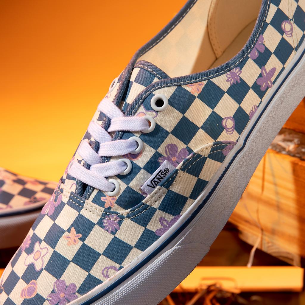 Vans Authentic Wallpaper Checkerboard Floral Print Durable Breathable Low-Top Canvas Shoes Unisex Sneakers Blue White VN0A5KS9CCG