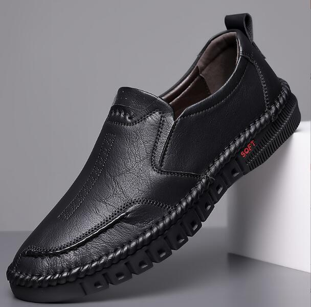Fashion Business Leather Men Shoes Summer Slip On Loafers Breathable Men Casual Leather Soft Shoes Black Flats Driving Shoes Moccasins