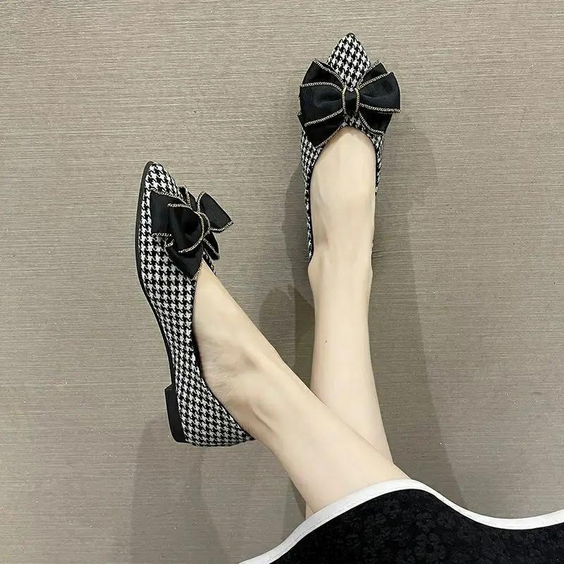 Fashion Pointed Toe Elegant Party With Heel Women's Flat Shoes Sexy 2025 Summer Low Price Korean Style Slip On Trend Y2k Ladies Footwear